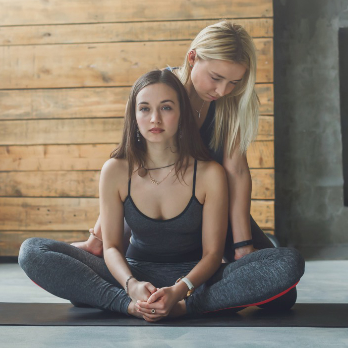 Beitragsbild Yogatherapie Assists Unit Yoga Ausbildung