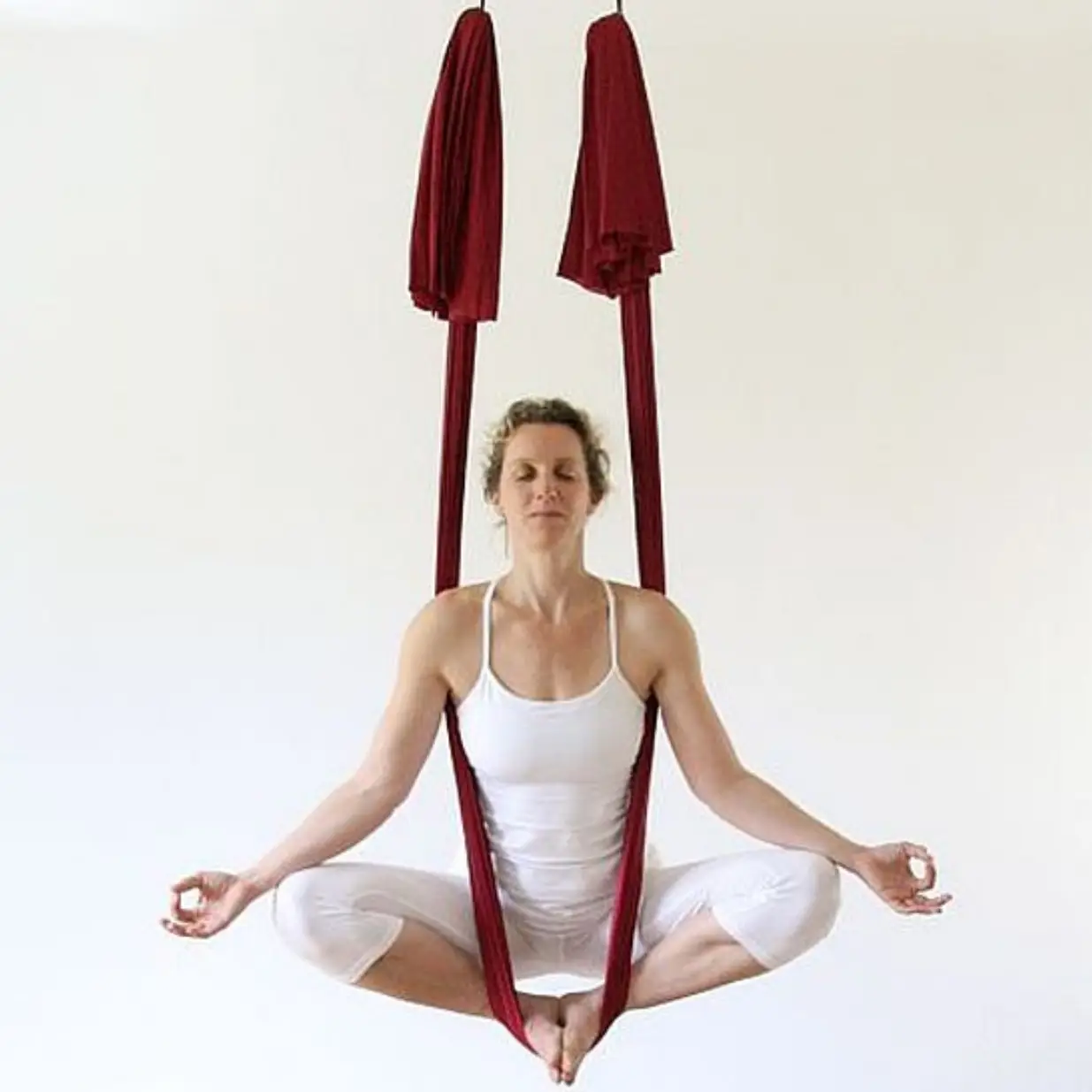 DANA® AERIAL YOGA Teacher Training bei UNIT Yoga