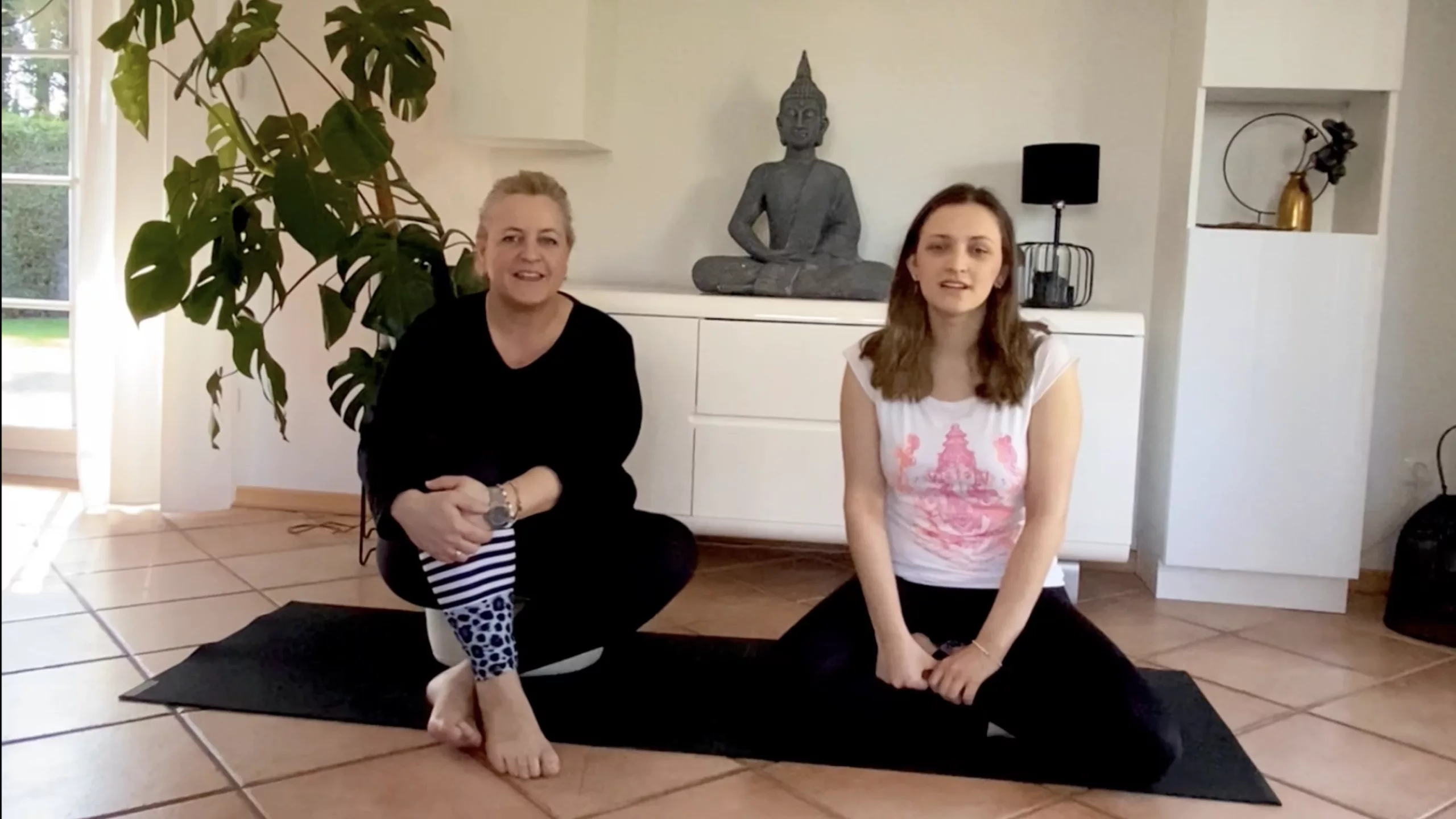 Bianka-Luna-Ditrichsen-UNIT-Yoga-Ausbildung